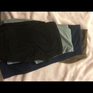 4 pr leggings at least 2 pr are Lularoe!